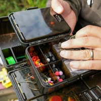OMC Flick The Switch Tackle Accessory Box